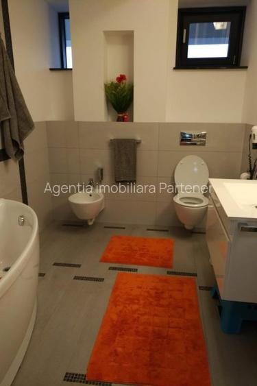 Vila stil avangardist, Trivale, teren 1.196 mp, mobilata - 13