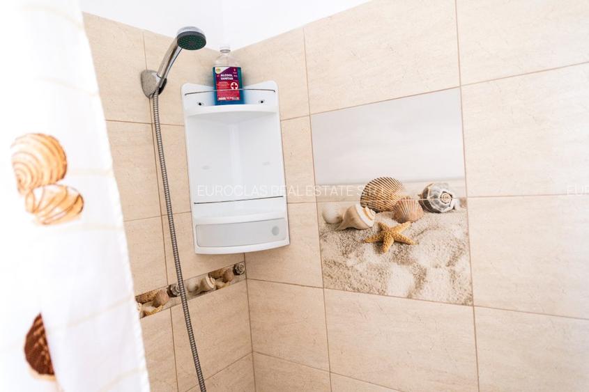 Exclusiv! Pensiune 6 camere - Vama Veche - Centru - 239.000 euro  (Cod E8) - 44