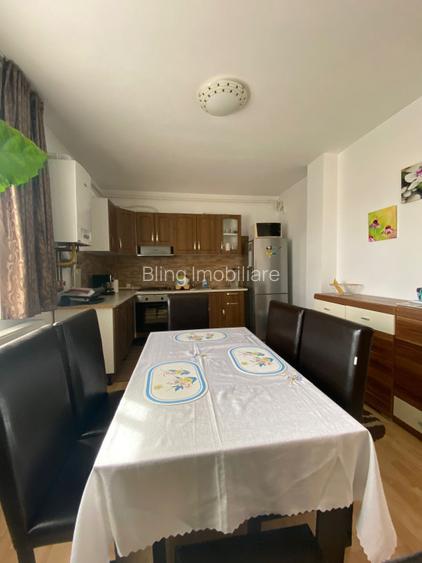 Apartament de 65 mp utili,parcare inclusa,etaj intermediar - 8