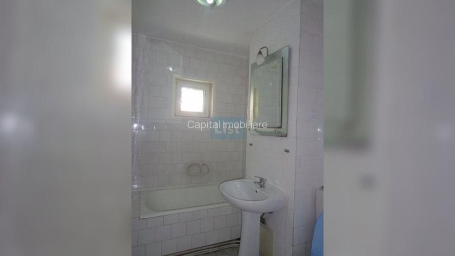 FARA COMISION! Apartament 3 camere+2 bai, 72 mp, zona Campului,  - 7