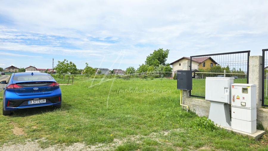 Teren intravilan in zona rezidentiala, la 1 km de A0 si A1 - 13
