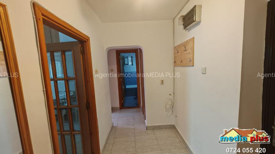 Apartament 2 camere decomandat, Micro 21, etaj 6/8, balcon generos, 56 mp - 7