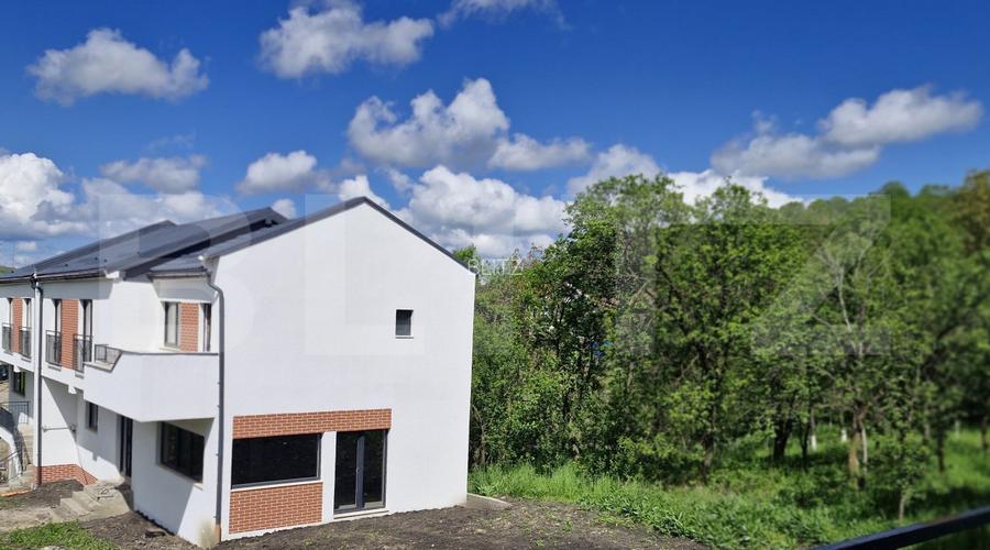 Duplex semifinisat cu teren si garaj, intr-o zona linistita aproape de oras - 4