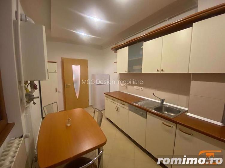 3 camere decomandat lux zona Medicina - CENTRALA PROPRIE - 10