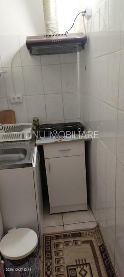 Garsoniera - zona Podu Ros - restaurant Cotnari - 5