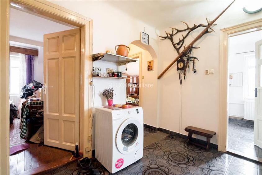 RECO . Apartament cu 3 camere . Zona Episcopia Bihorului - 8