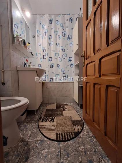 Garsoniera semideomandat-zona far - 6