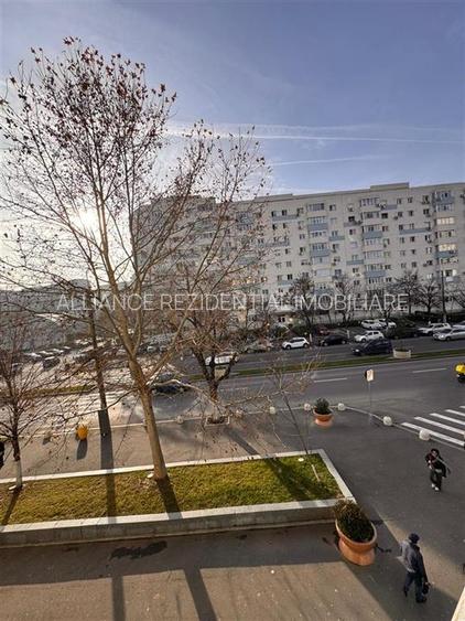 Aparatorii Patriei - Apartament 3 Camere - 6