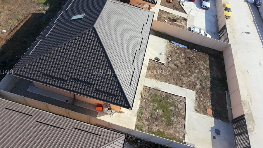 Complex de case individuale cu 4 camere, pe parter. Comision 0 - 27