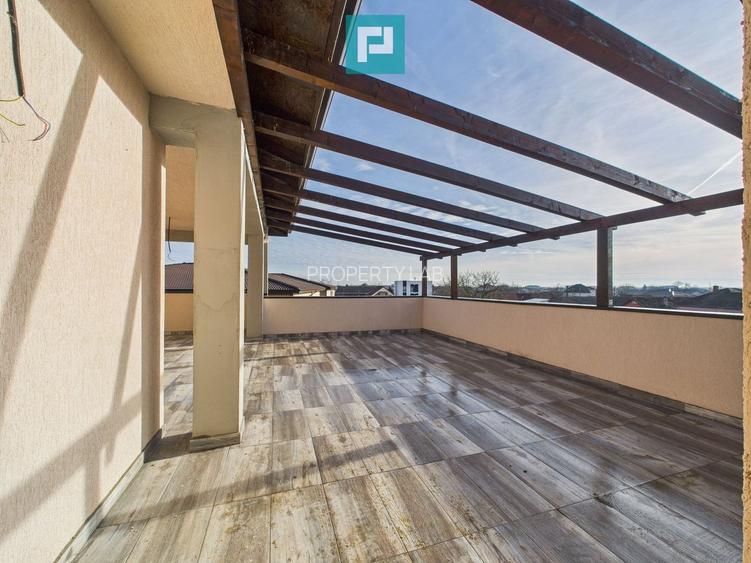 Penthouse cu terasă generoasă, în inima Chișodei - 25