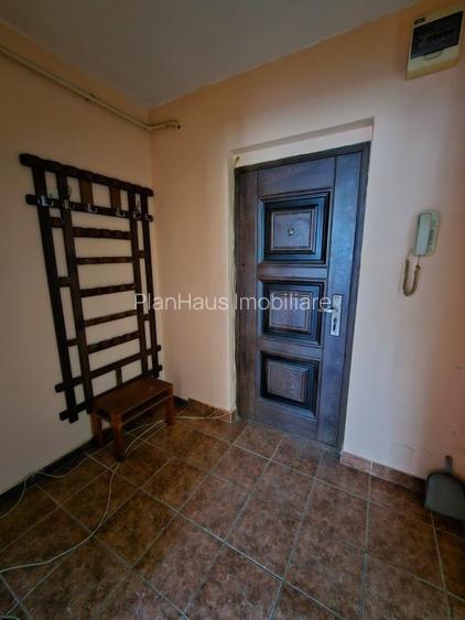 Garsoniera confort 1 ,etaj 2, in apropiere de liceul Nenitescu , 30 mp  - 5