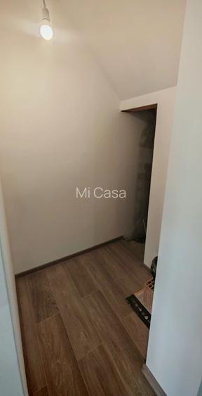 Studio cu vedere panoramică asupra Brașovului - 7