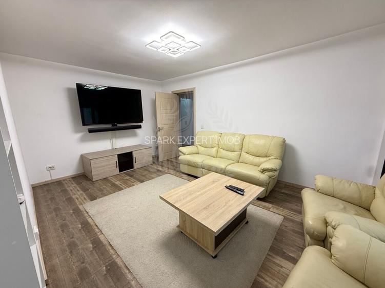 APARTAMENT 4 CAMERE, // ZONA REPUBLICII - 2