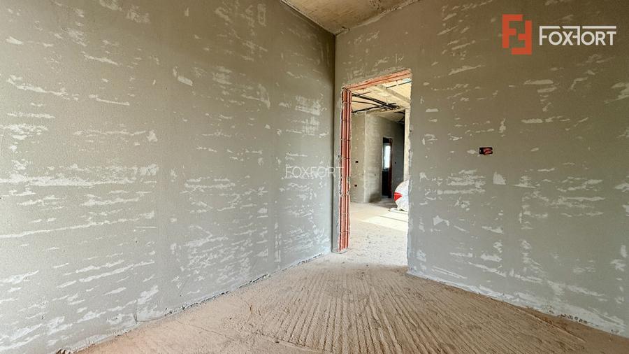 Duplex de vanzare, 3 camere pe parter + pod - Mosnita Veche - 11