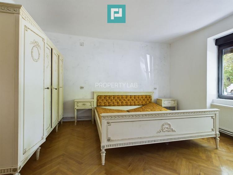 Casă 4 camere, zona centrală în Pâncota - 2