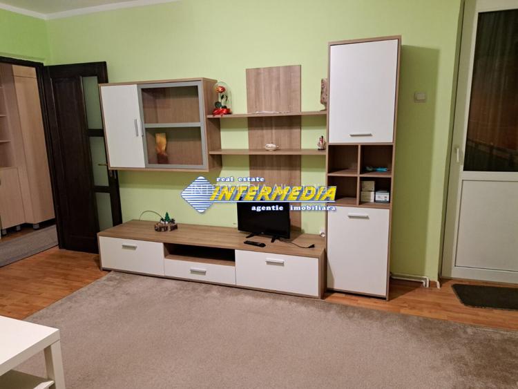 Apartament 3 camere decomandat de inchiriat Alba Iulia zona Centru - 2