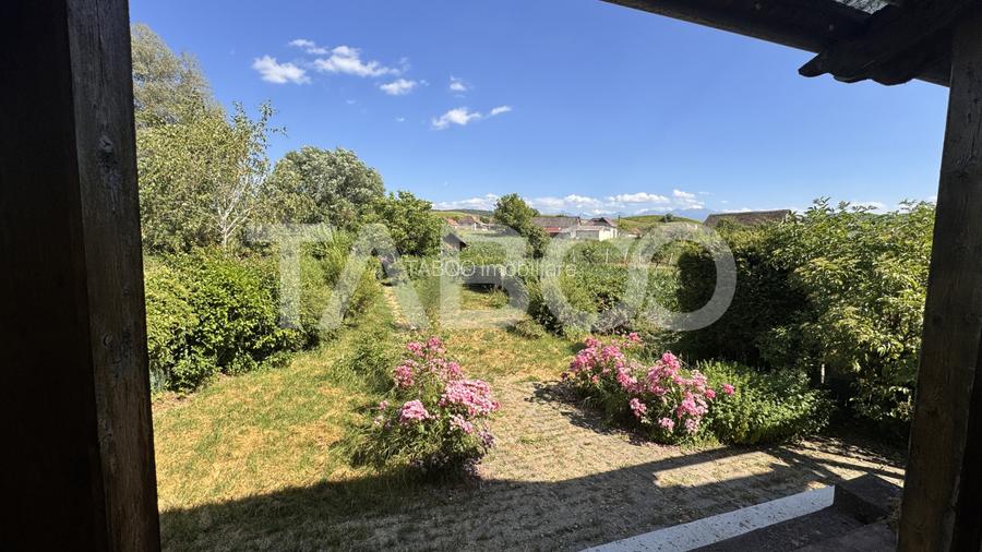 Casa de vanzare 6 camere loc de relaxare garaj teren 669 mp Cornatel - 18