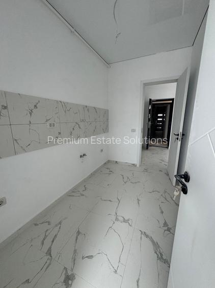Garsonieră decomandată de vânzare- strada Tineretului-tva inclus - Comision 0% - 8