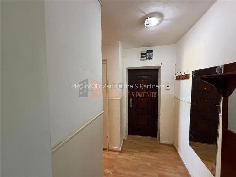 Apartament 2 camere cf 1 semidecomandat zona Crang - 8
