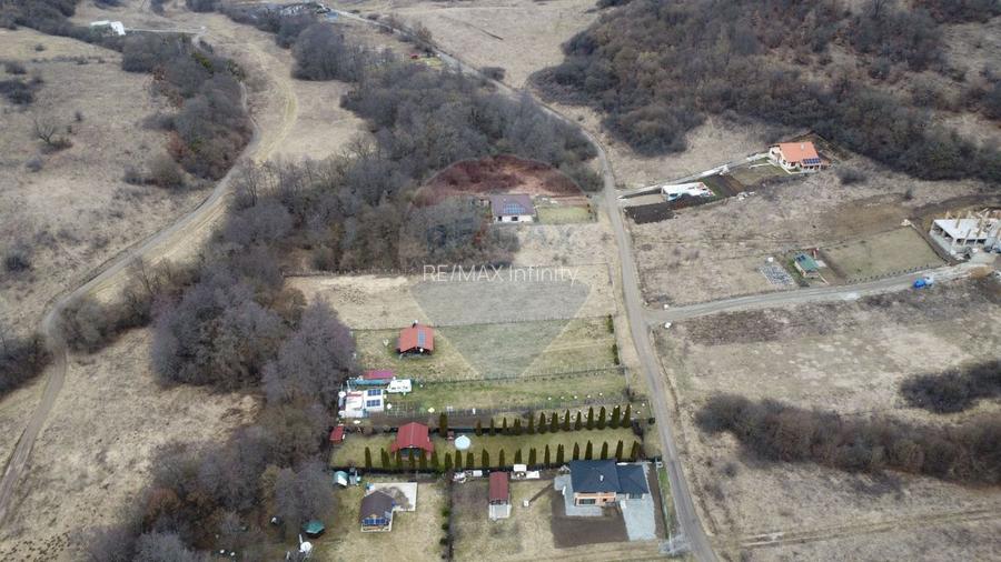 Teren 999 mp. Front 15,70 ml. Valea Garbaului - Floresti - 6