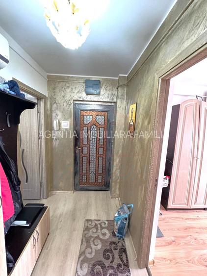 44ooo euro NEGOCIABIL!!! apartament, 2 camere decomandate,  Micro20 - 6