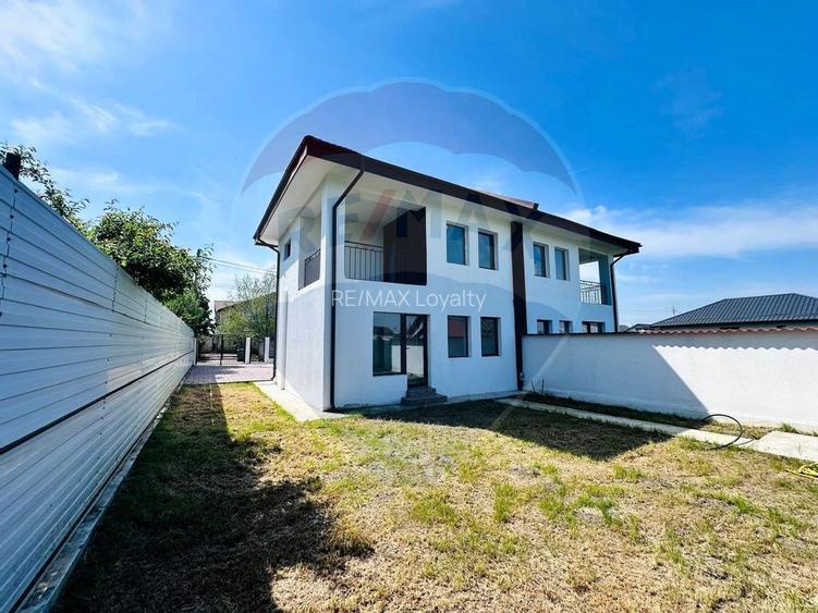 Duplex Elegant P+1E in Crevedia - 3