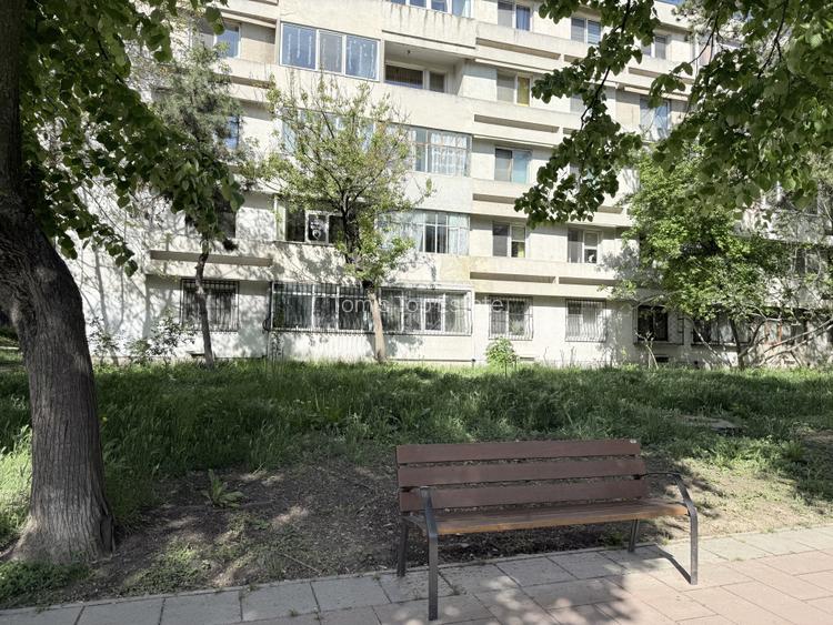 Apartament de vânzare cu 4 camere in Tomis Nord, Vedere parc, etaj 1 - 22