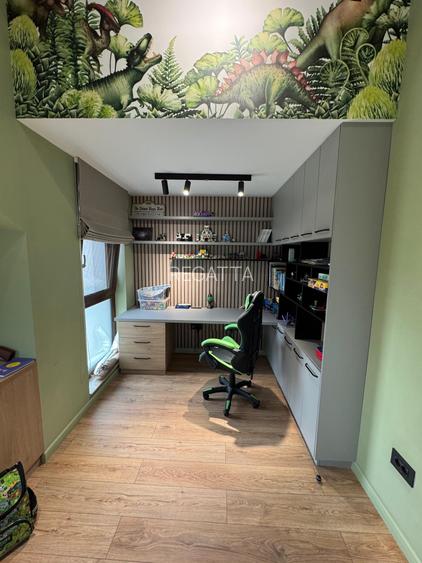 VILA COCHETA CU TEREN GENEROS,  PANOURI FOTOVOLTAICE 11KW SI GARAJ - 32