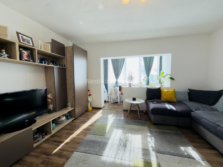 Apartament 3 camere, decomandat, etaj 1, zona Aradului - 8