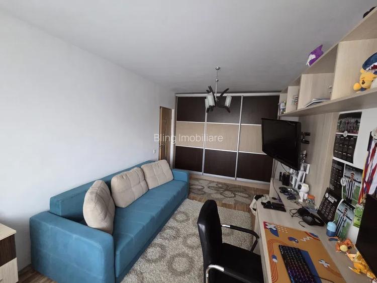 Apartament cu 2 camere, decomandat, parcare, zona Eroilor - 5