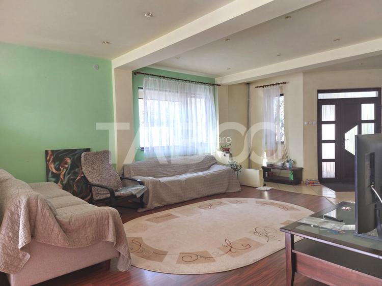 Casa 200 mpu 4 camere curte si gradina zona linistita Talmaciu - 14