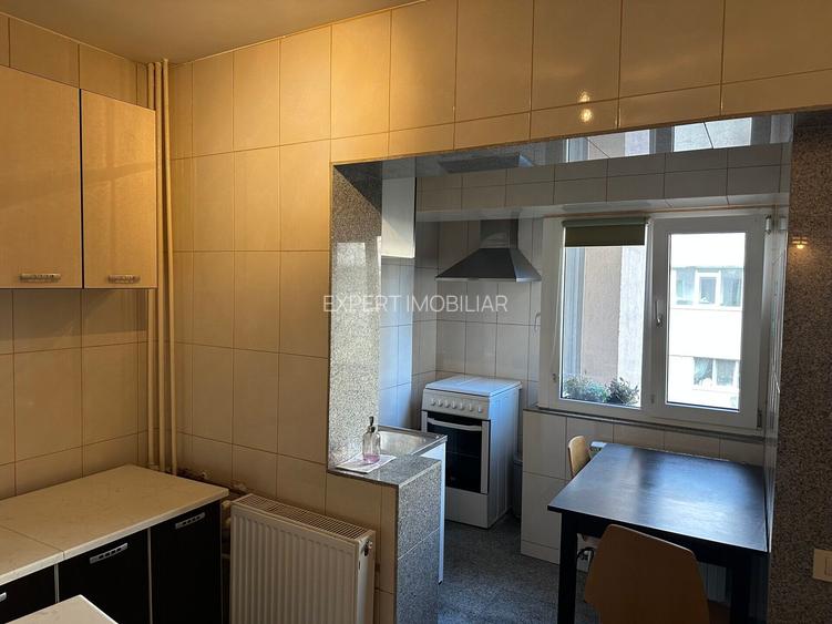 Piata Universitatii - Bloc Dunarea 1981 mobilat 2 camere panorama deosebita - 7