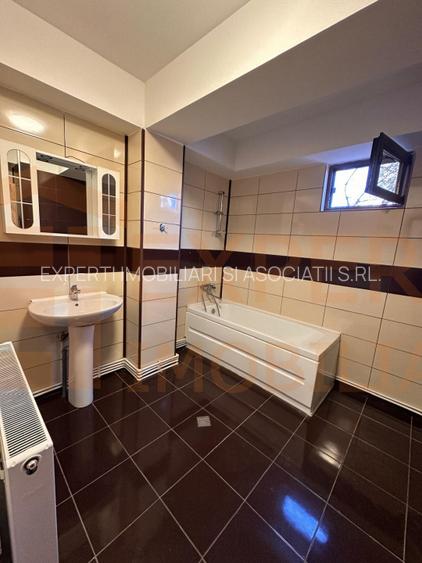 Apartament 2 camere de vanzare, situat in zona Casa de Cultura - 5