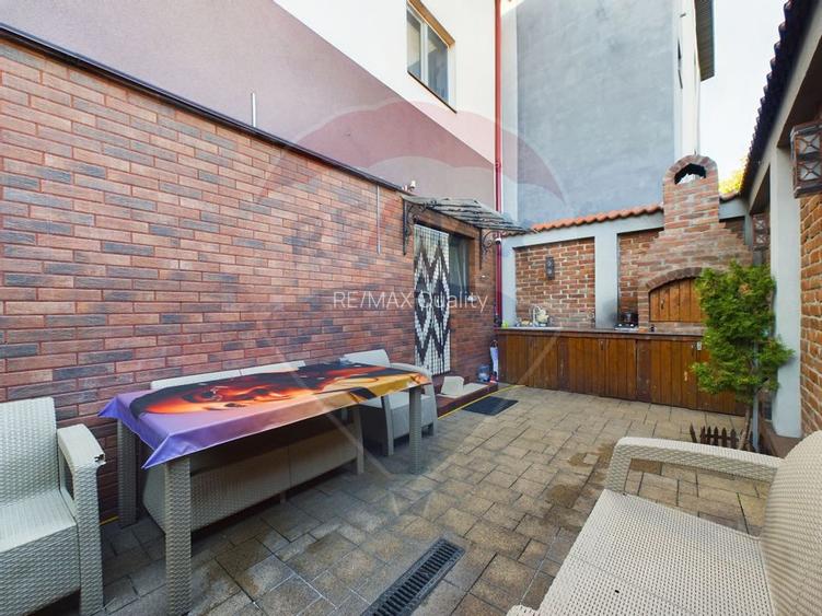 Casă / Vilă 5 camere + Mansarda Foarte Spatioasa - 7