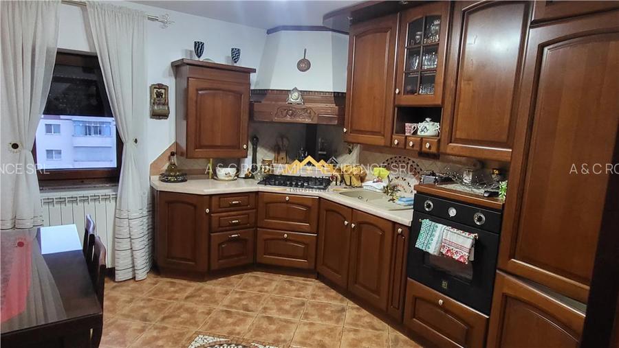 SUPER APARTAMENT CU 3 CAMERE - 7