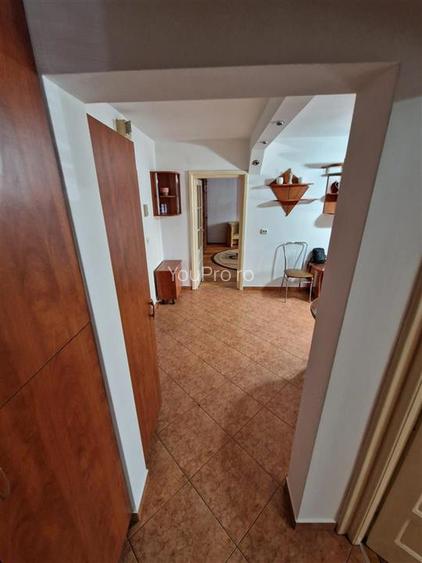 Decomandat 2 Camere/ Zona Steaua / Bloc Dupa 2000/Noul Mall - 10