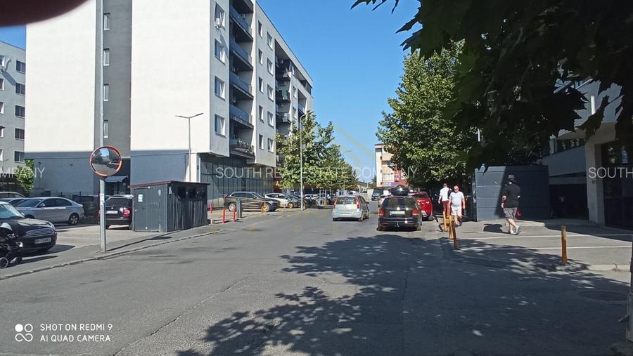 Spatiu Comercial  90mp+terasa 67mp Mall La strada - 18