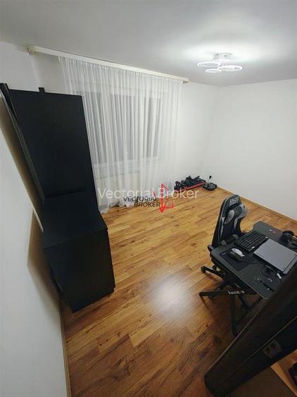 Etaj 2, mobilat si utilat  la 7 min metrou OBOR - 7