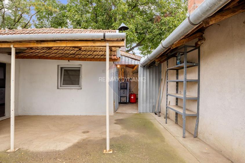 Casa si teren 2173 mp de vanzare in Tipar , la 12km de Chisineu Cris - 19