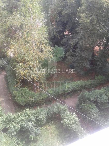 Apartament 3 camere în zona STRAZII BUCURESTI - 9