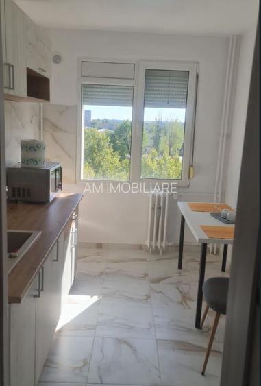 AP. 2 CAMERE RENOVAT, MOBILAT NOU, METROU IN FATA BLOCULUI, COMIS 0% - 5