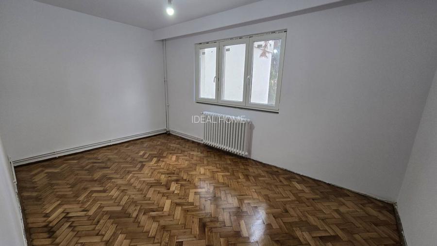 Apartament 3 camere, etaj 2, zona Calea Floresti - 2
