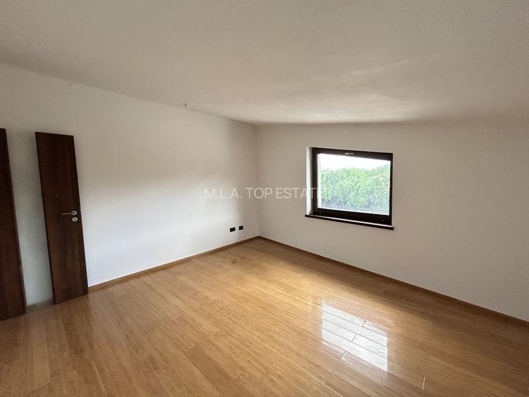 Casa Subcetate de inchiriat - 22