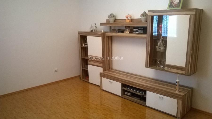 ,3 cam in vila,2 intrari,parter,PARCARE 2 -3 AUTOTURISME, - 13