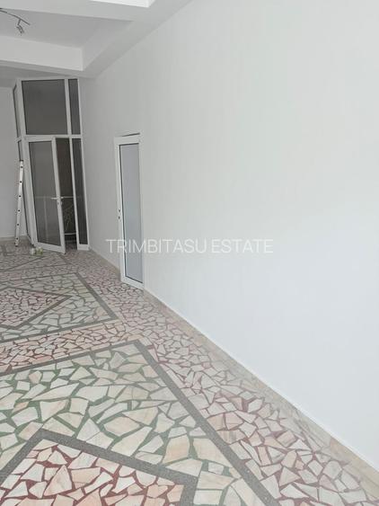 SPATIU COMERCIAL STRADAL | BLD MAMAIA | EXPUNERE EXCELENTA - 5