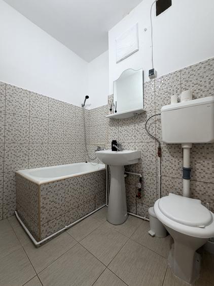Apartament 1 camera, 32mp utili, etaj 2, mobilat - Complexul studențesc