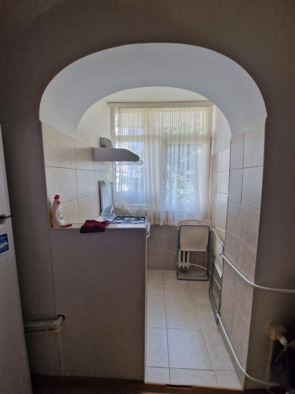 Apartament 2 camere etaj 1 zona Savenilor-Parcul Tineretului