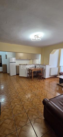 2 camere Central etajul 1, zona Teatru - 11