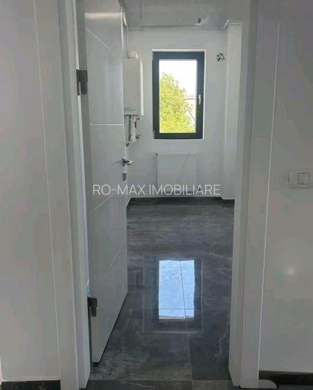 Vânzare ap 2 camere + loc parcare subteran bloc 2025 etaj 1 - 9