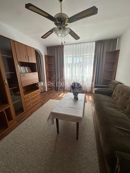 2 CAMERE // SALA SPORTURILOR // MOBILAT SI UTILAT - 14